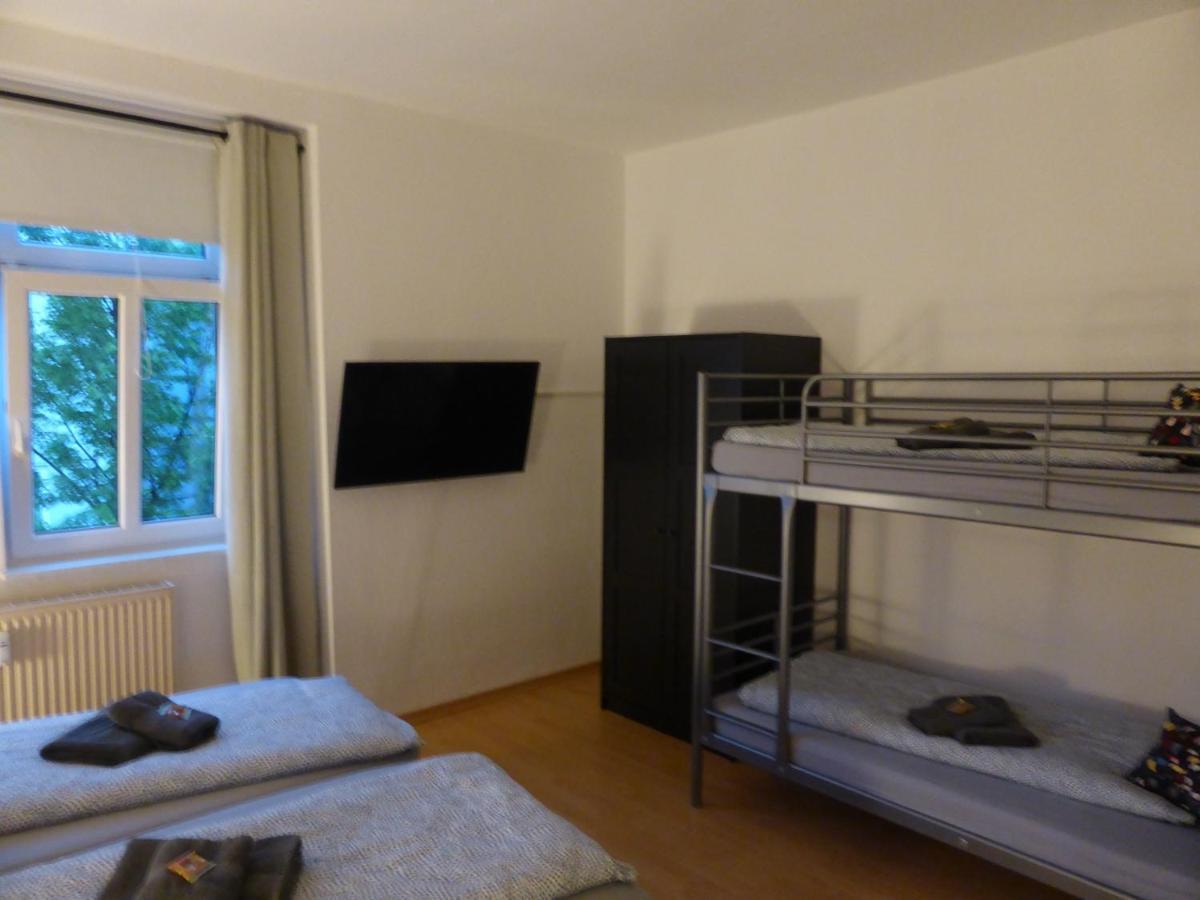 Apartment Napoleon, Naehe Zentrum, 2 Schlafzimmer, Grosser Balkon, Free Wifi ,Parken Jena Eksteriør bilde