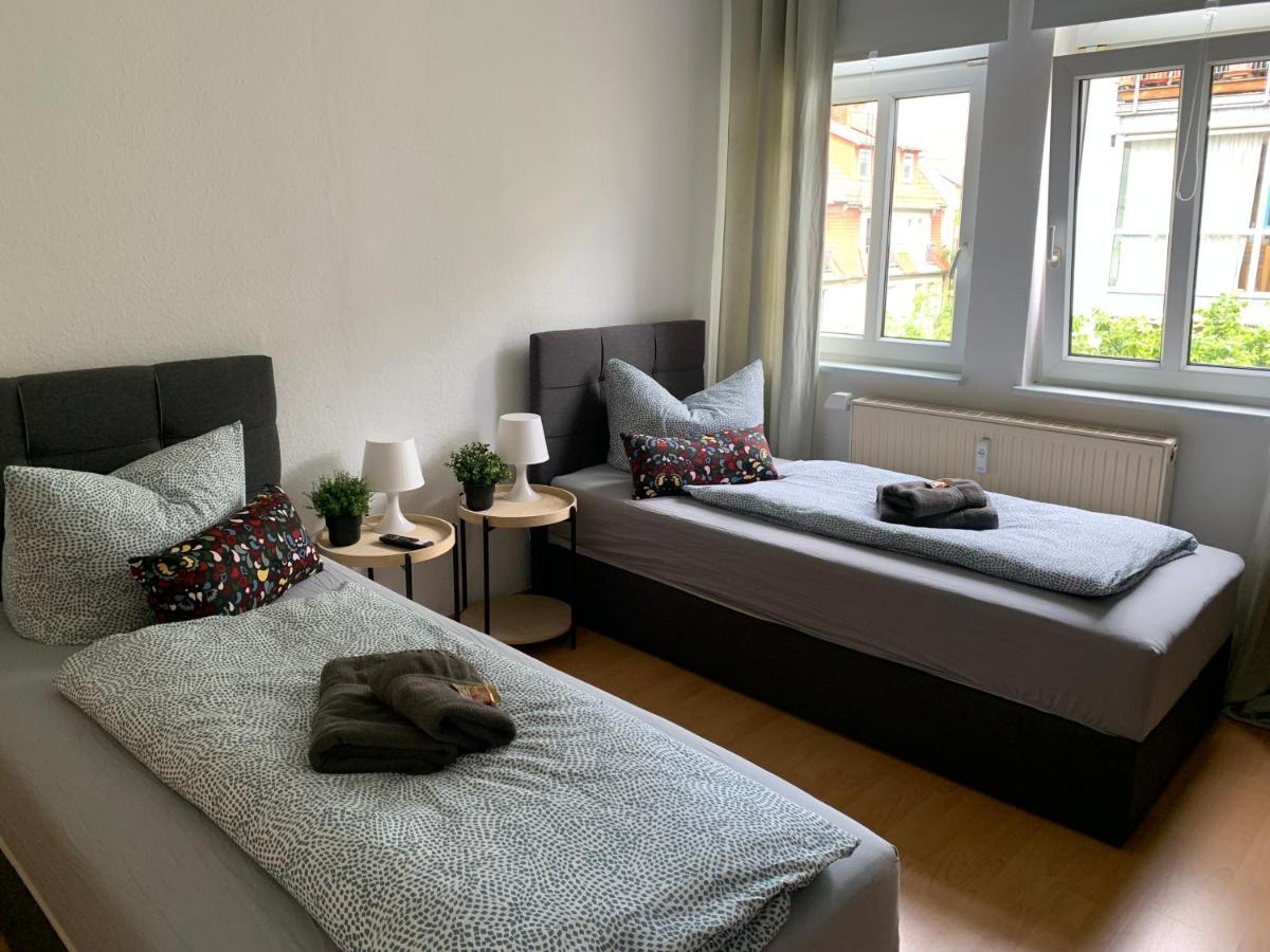 Apartment Napoleon, Naehe Zentrum, 2 Schlafzimmer, Grosser Balkon, Free Wifi ,Parken Jena Eksteriør bilde