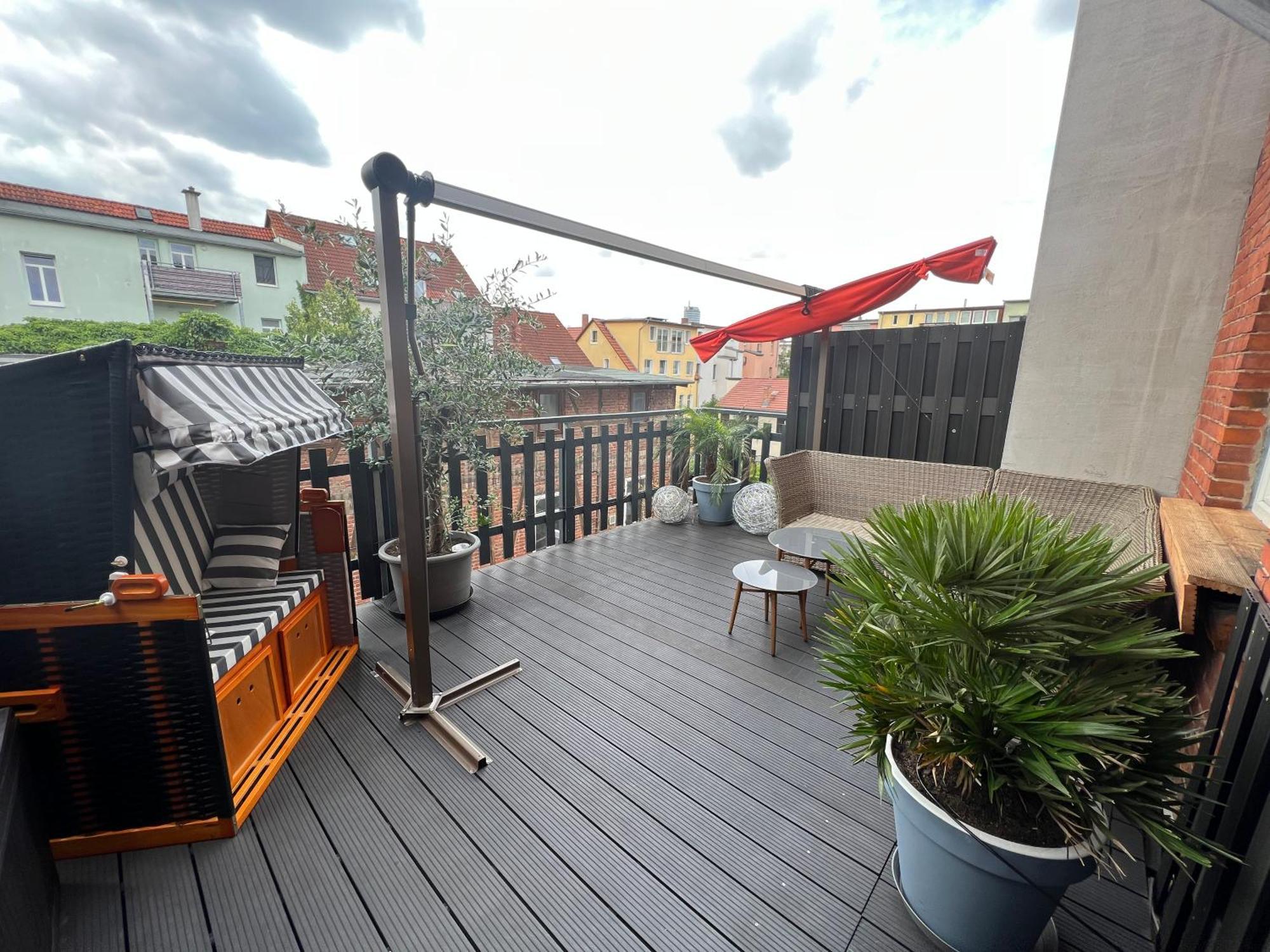 Apartment Napoleon, Naehe Zentrum, 2 Schlafzimmer, Grosser Balkon, Free Wifi ,Parken Jena Eksteriør bilde
